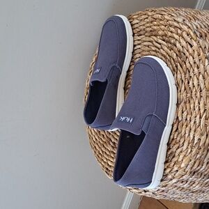 HUK Boys/Mens Brewster Blue Canvas Slip-On Loafer/Boat Shoe/Casual Sneakers 7